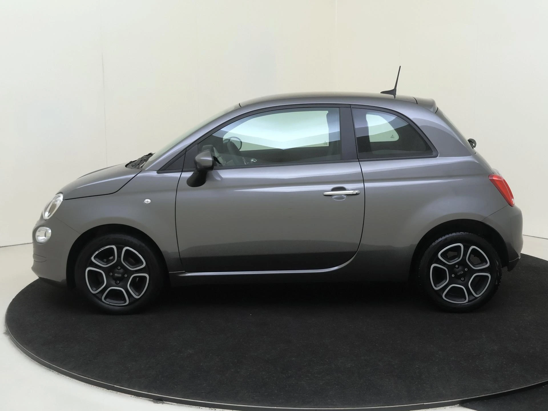 Fiat-500-image-7