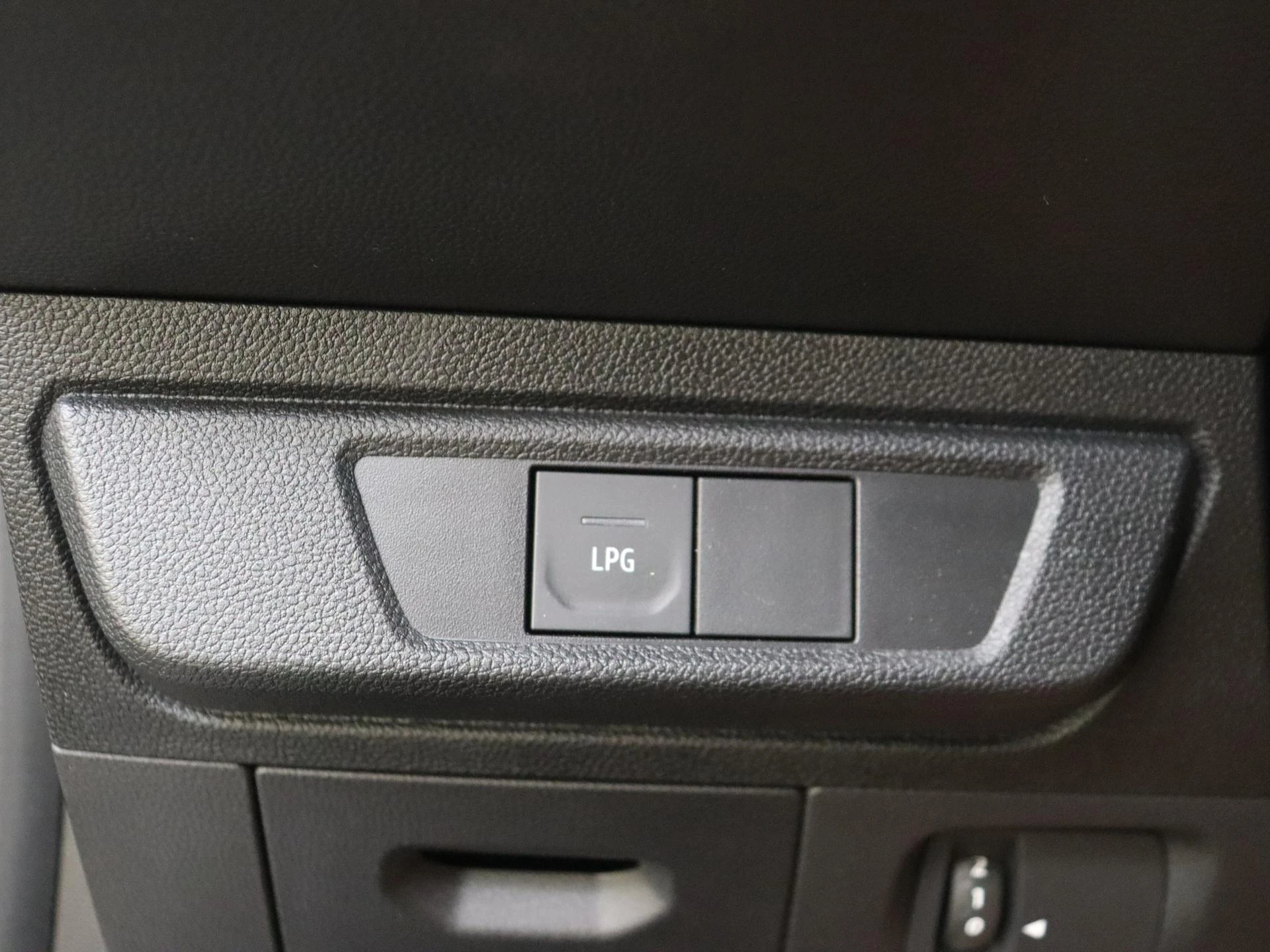 Dacia-Sandero Stepway-image-24