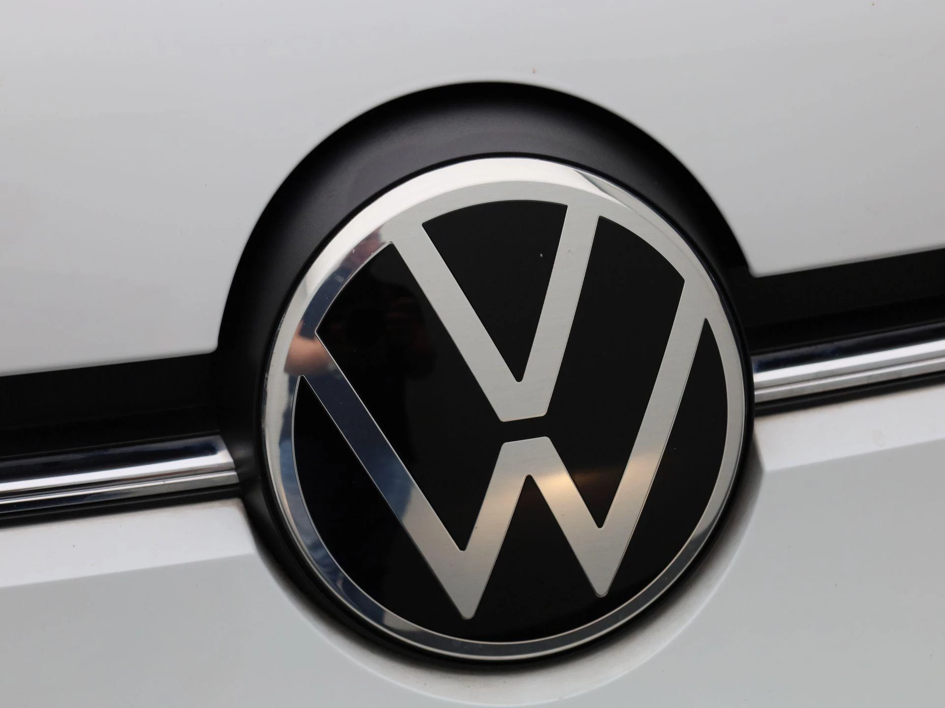 Volkswagen-up!-image-23