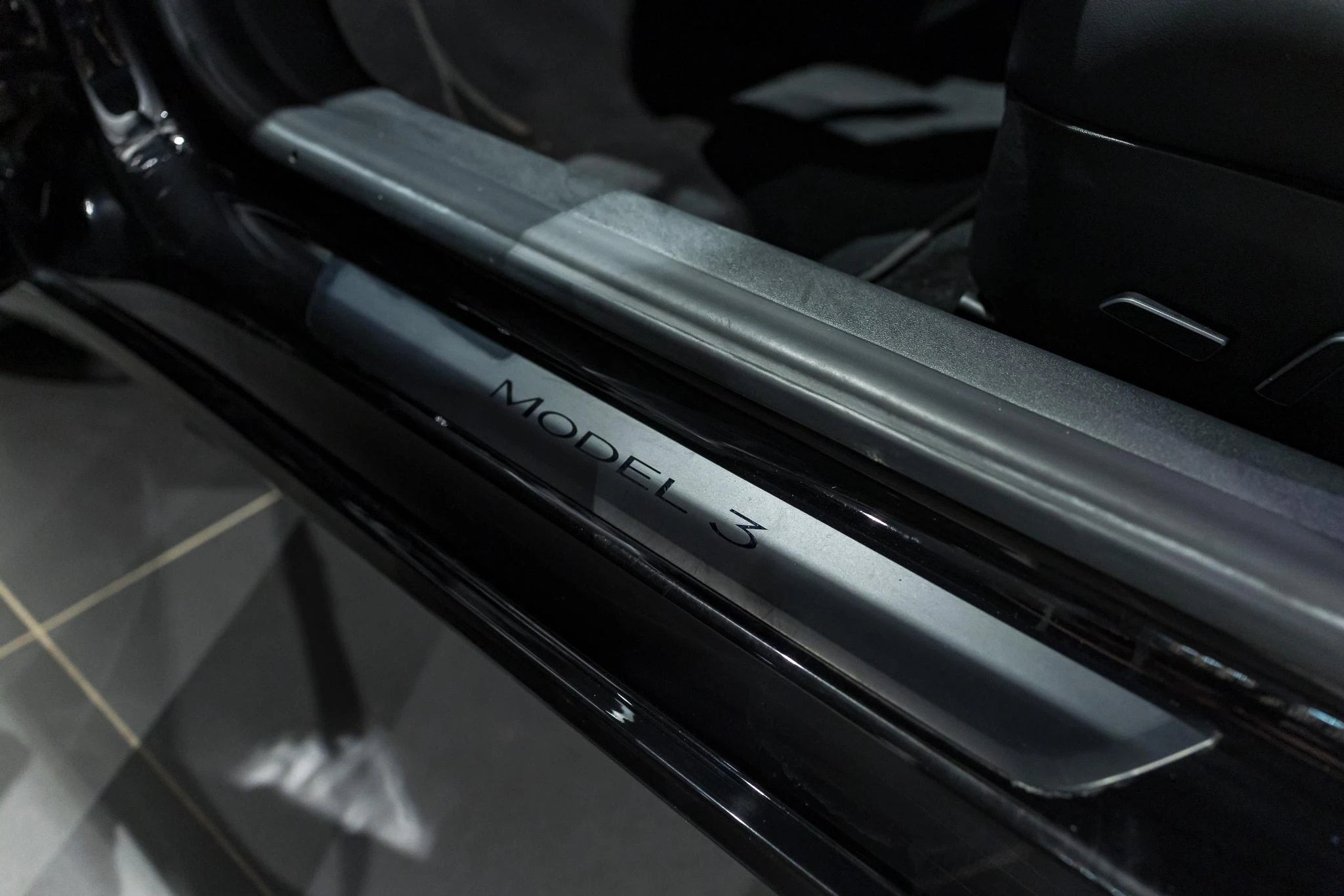 Tesla-Model 3-image-26
