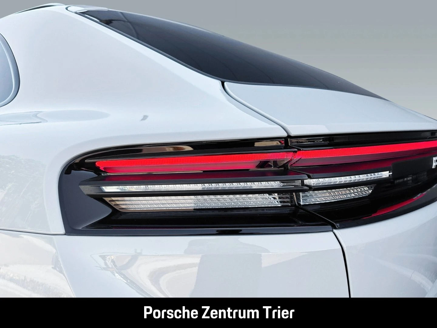 Porsche-Macan-image-11