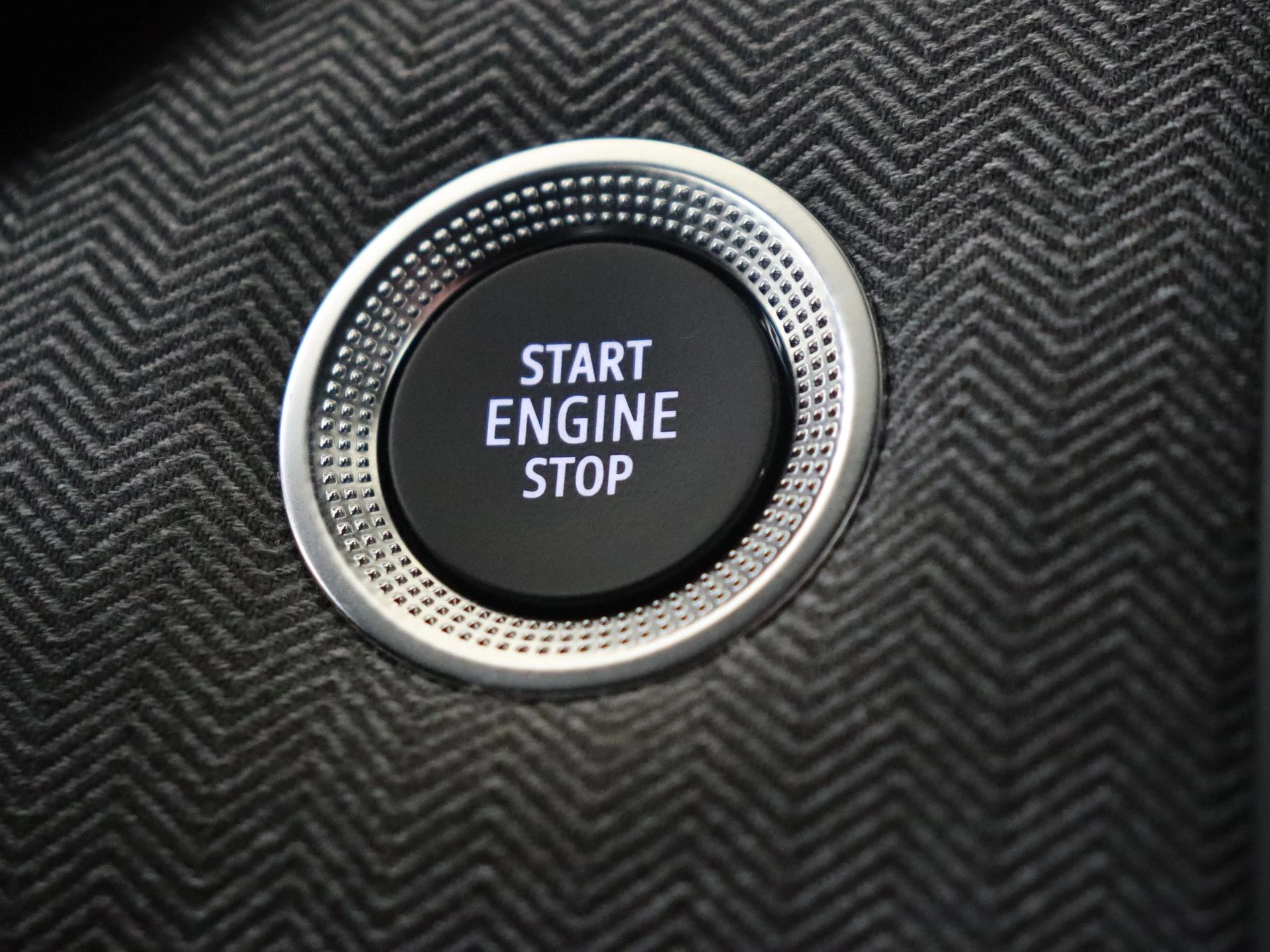 Renault-Clio-image-25