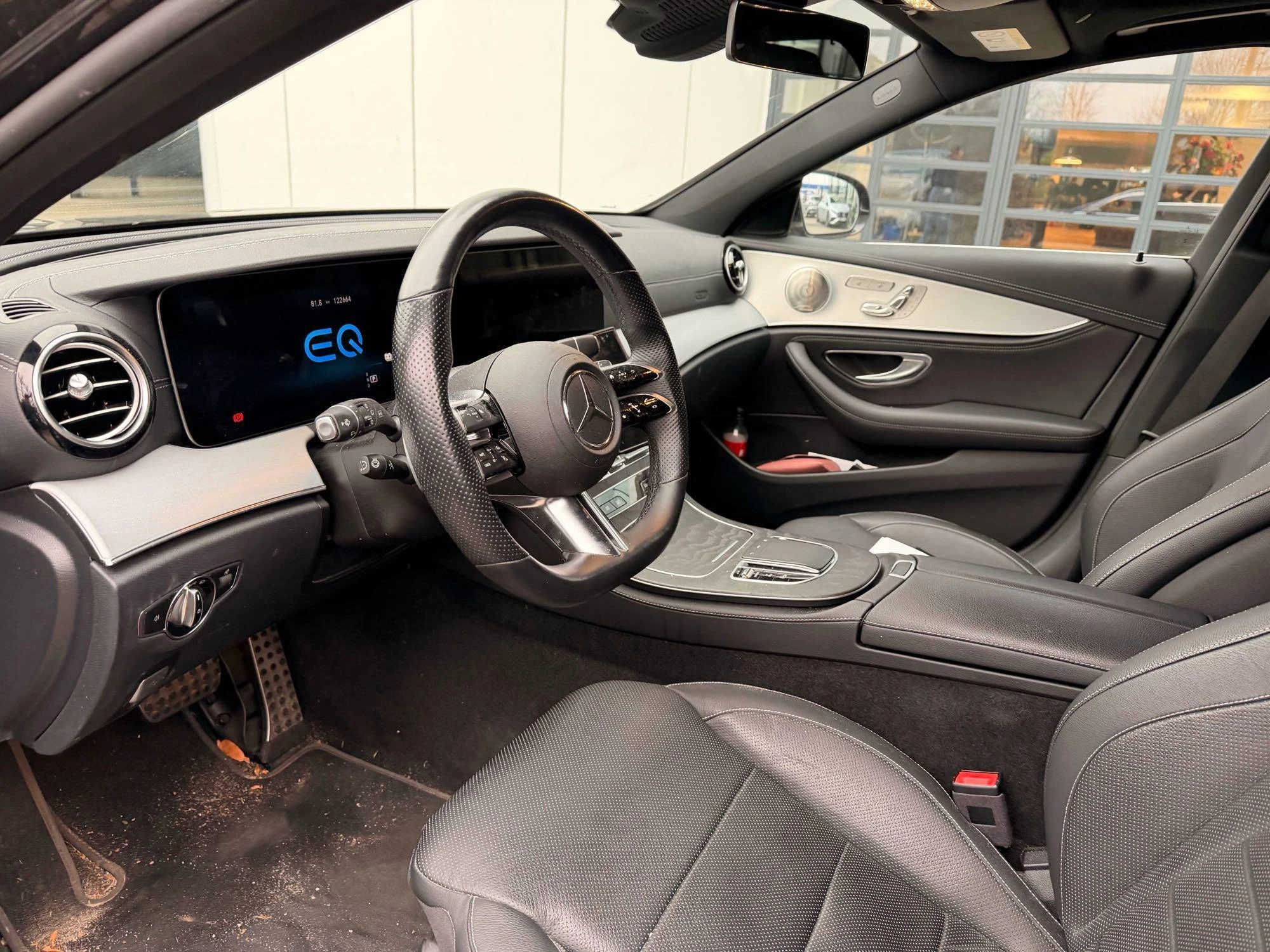 Mercedes-Benz-E-Klasse-image-2