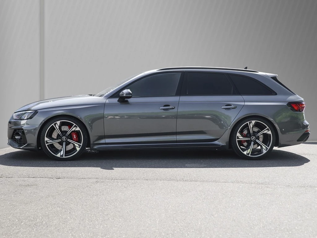 Audi RS4 Avant 2.9 TFSI Navi Matrix Panorama AHK B&O