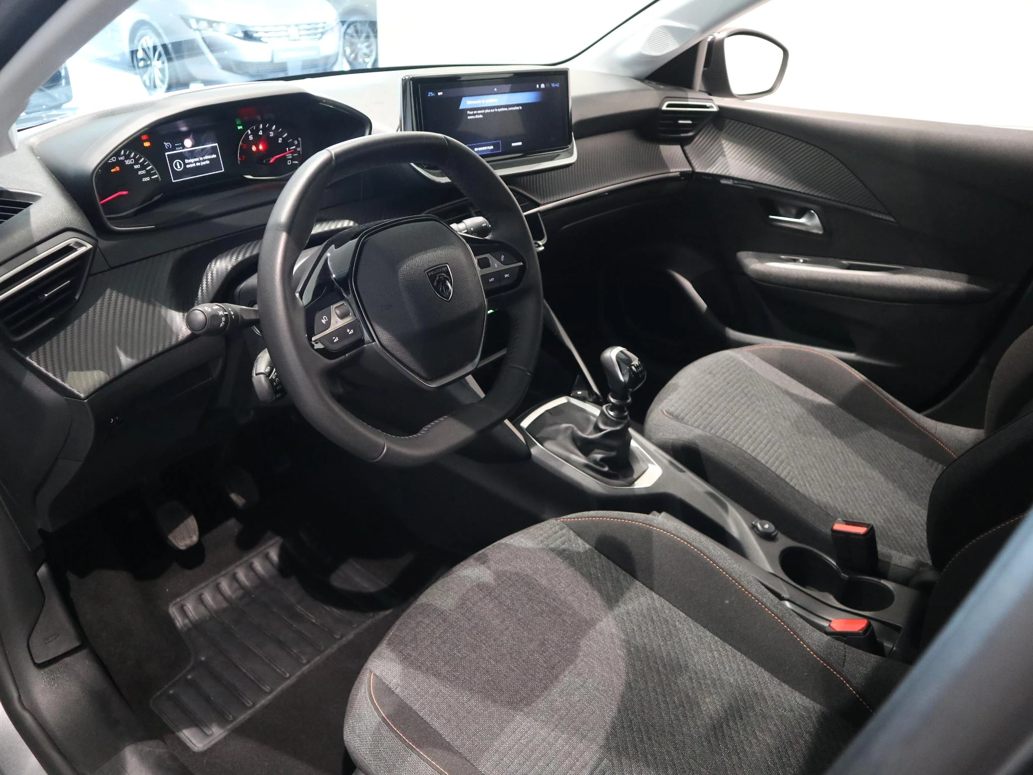 Peugeot-208-image-7