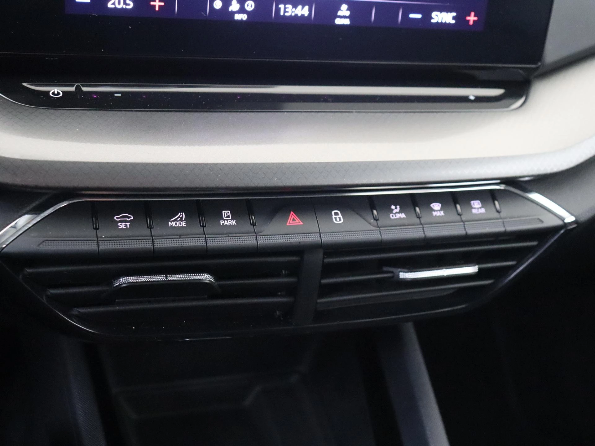 Škoda-Octavia-image-19