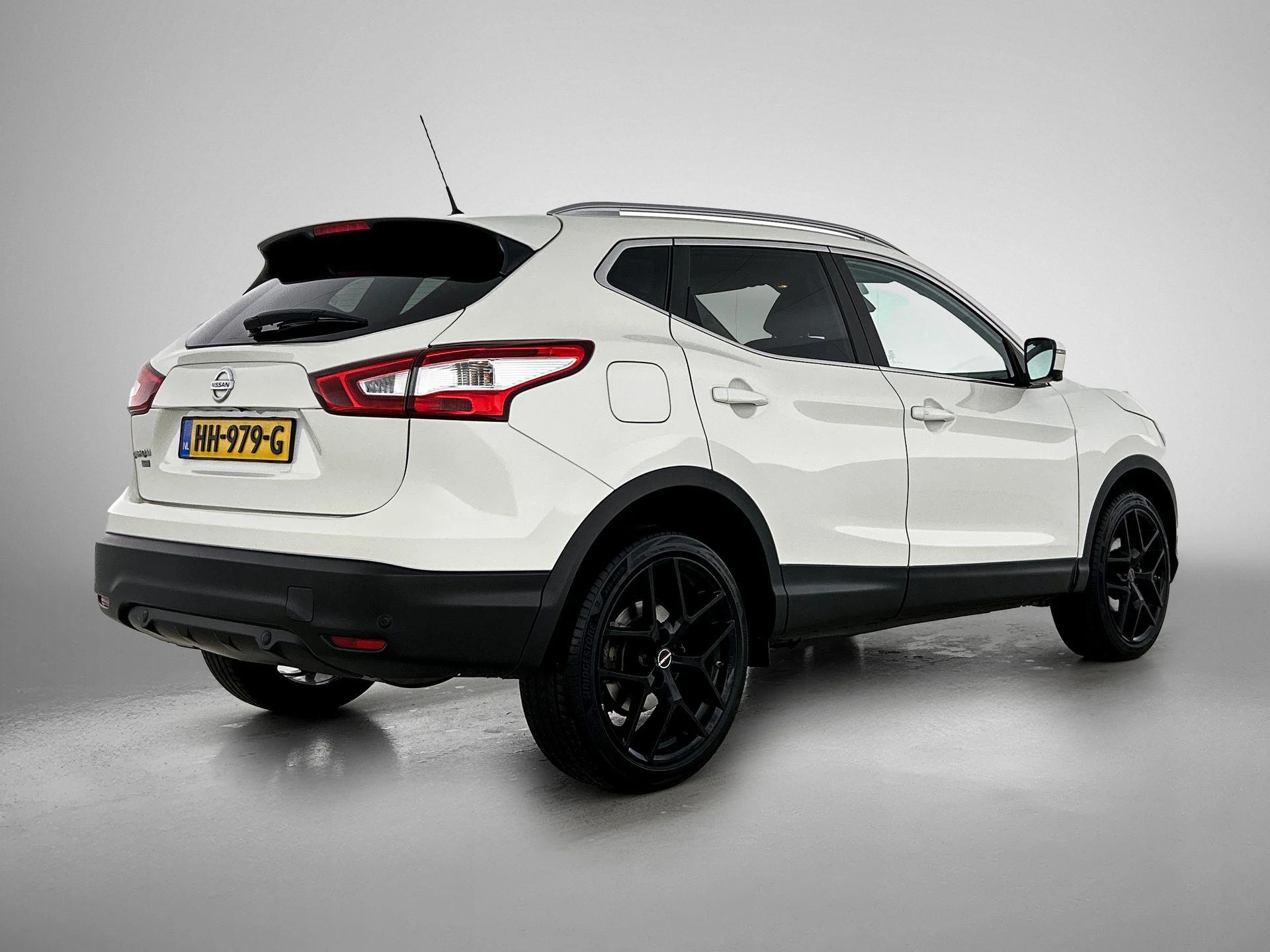 Nissan-QASHQAI-image-5