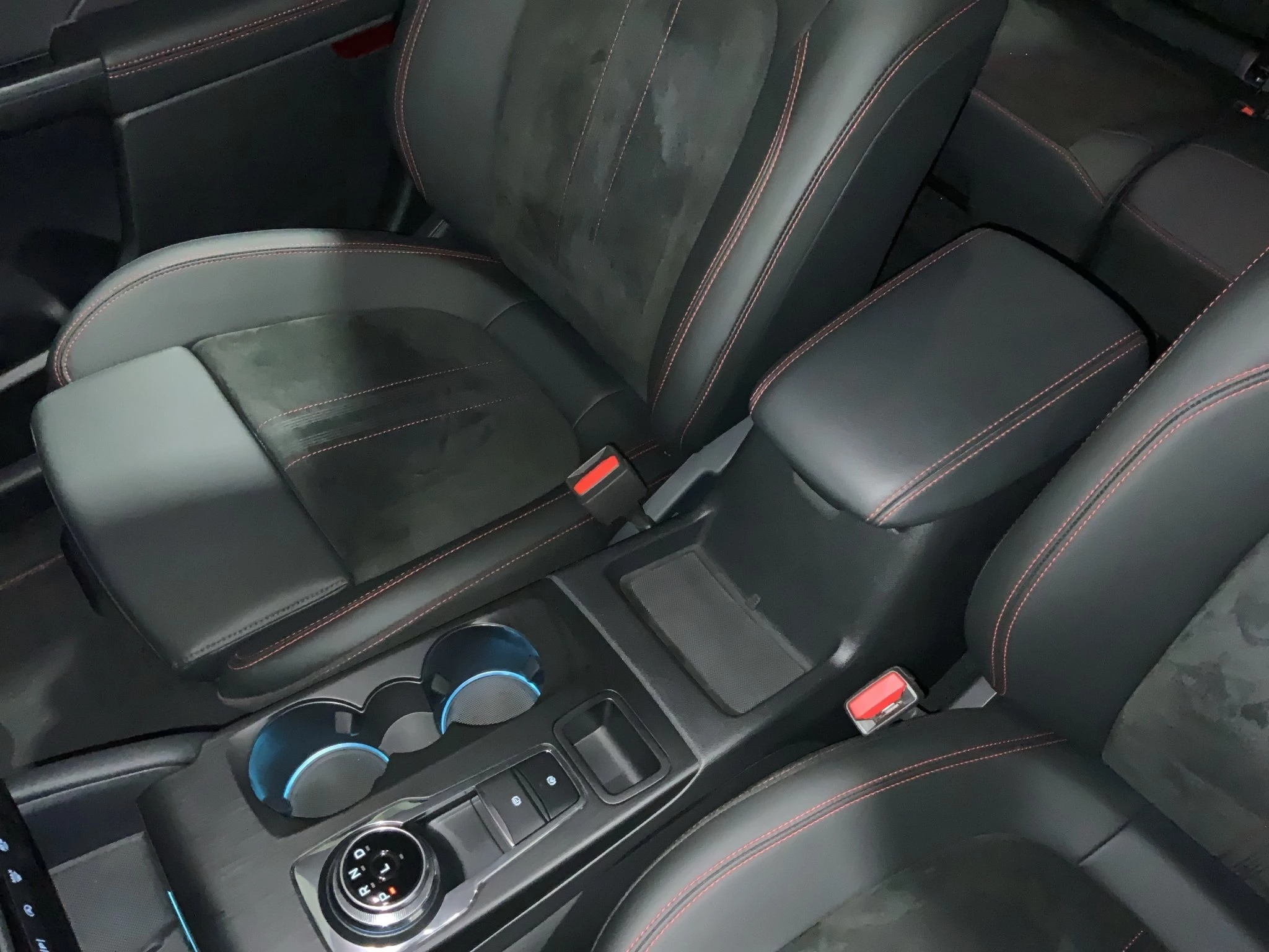 Ford Kuga ST-Line X Aut.*360GRAD*LED-MATRIX*NAVI*GRA*WINTER-PKT.