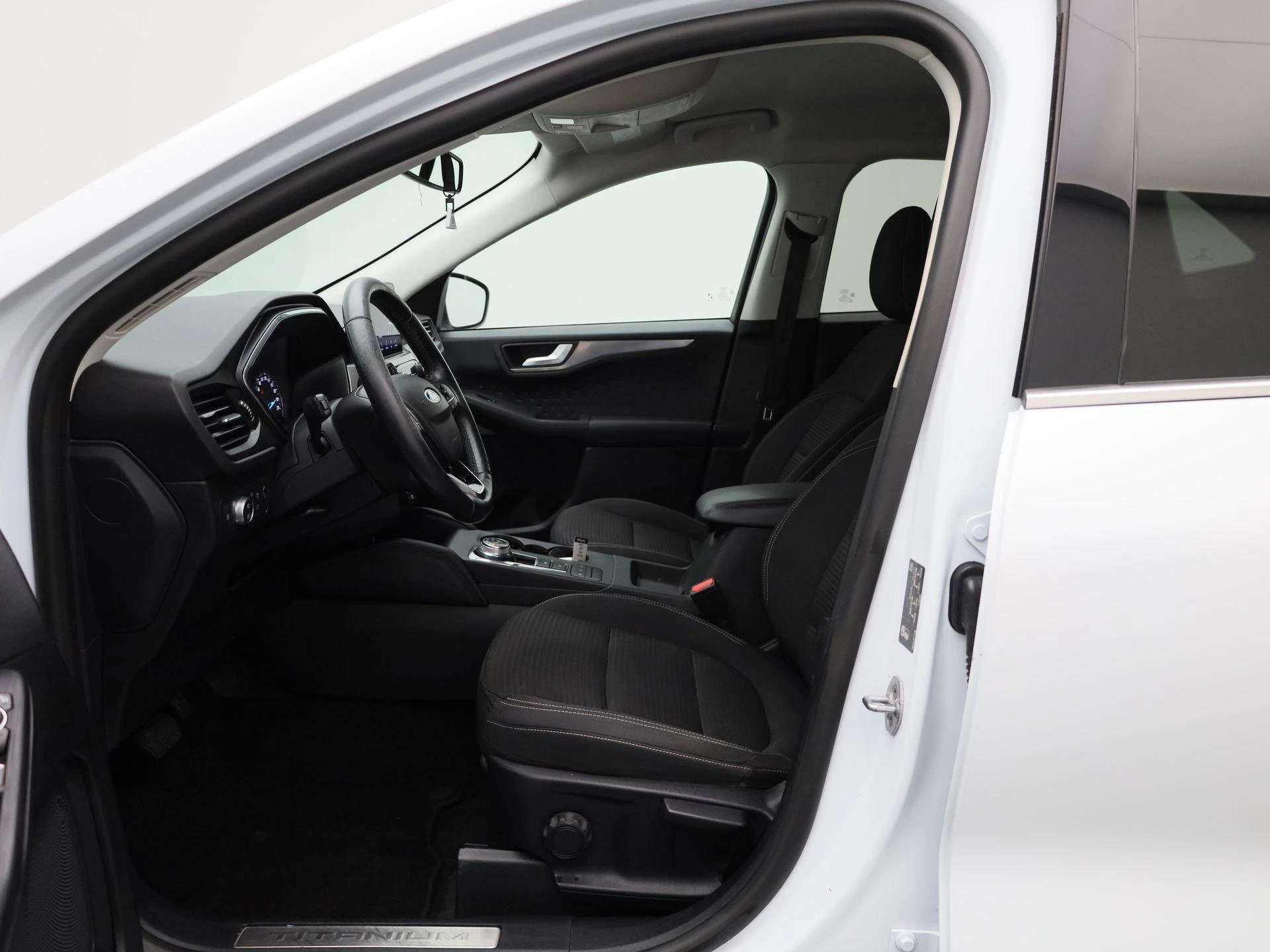Ford-Kuga-image-9