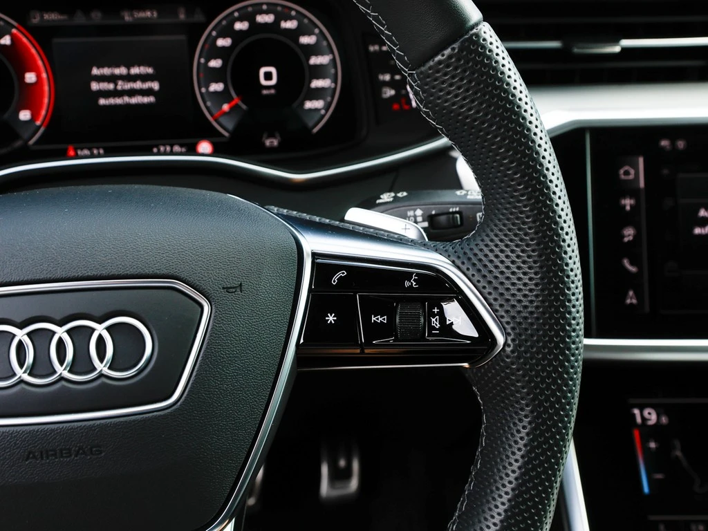 Audi-S6-image-17