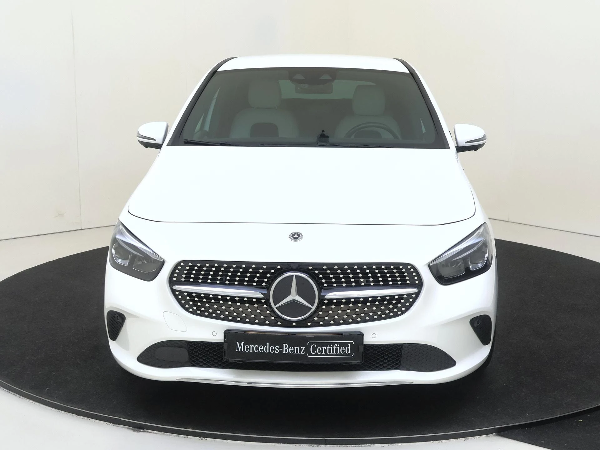 Mercedes-Benz-B-Klasse-image-5
