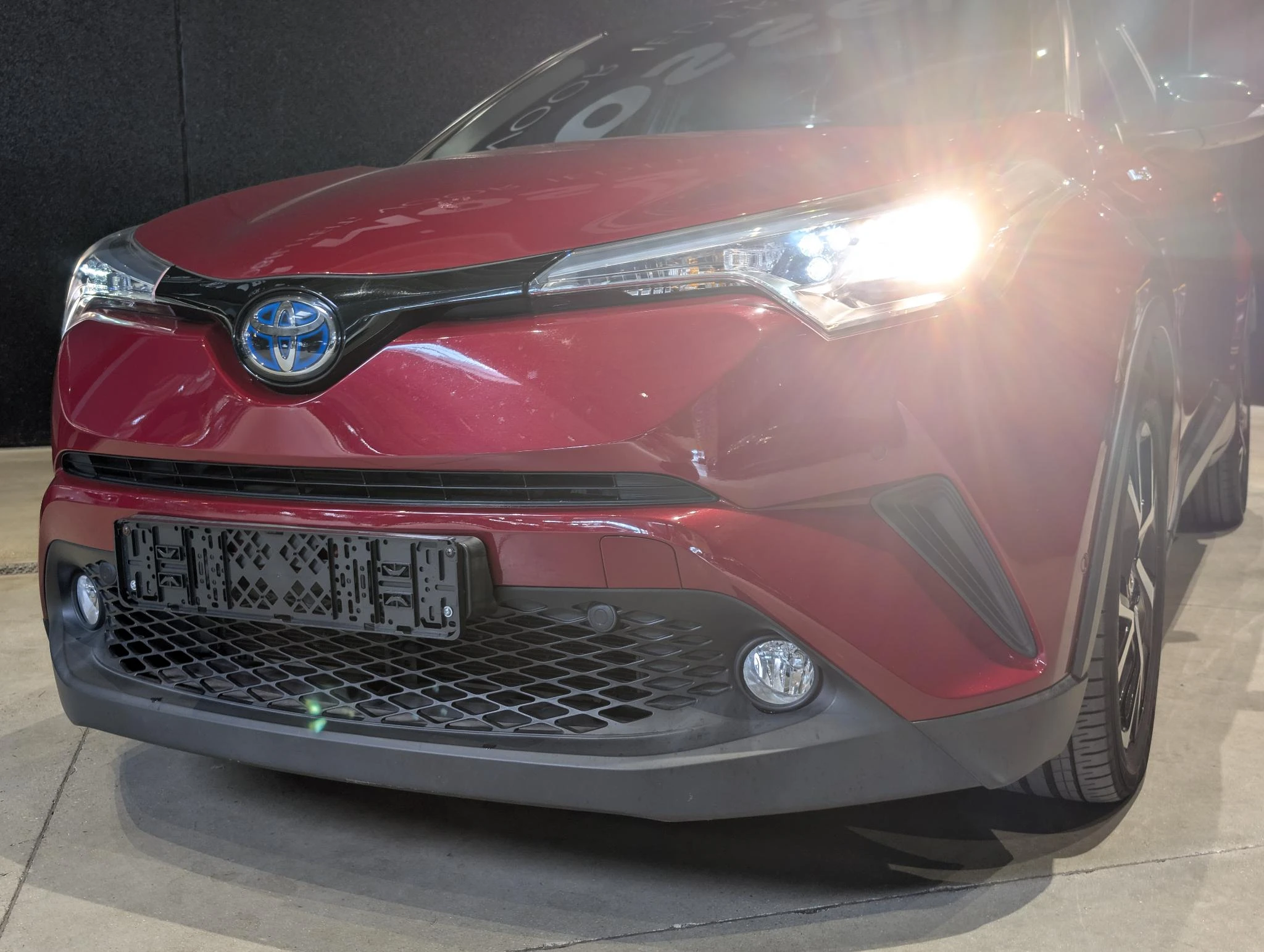 Toyota-C-HR-image-1