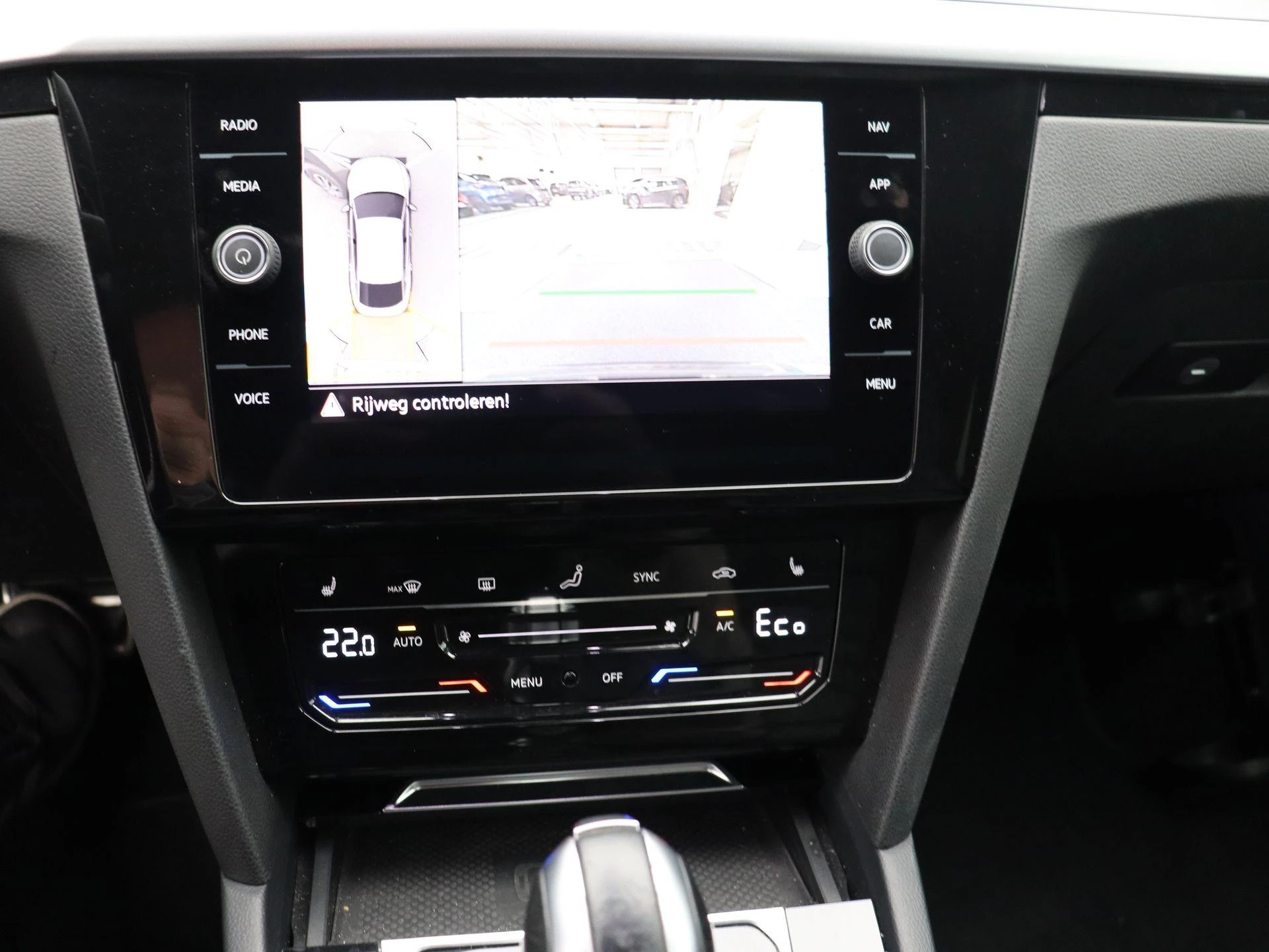 Volkswagen-Arteon-image-12