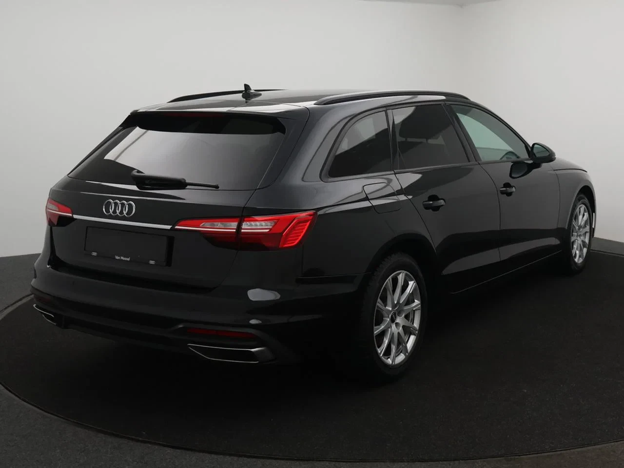 Audi A4 Avant 35 TFSI Business Edition *AUTOMAAT*SHADOWLOOK*ZETELVERWARMING*NAVI*BLTH*CRUISE*...
