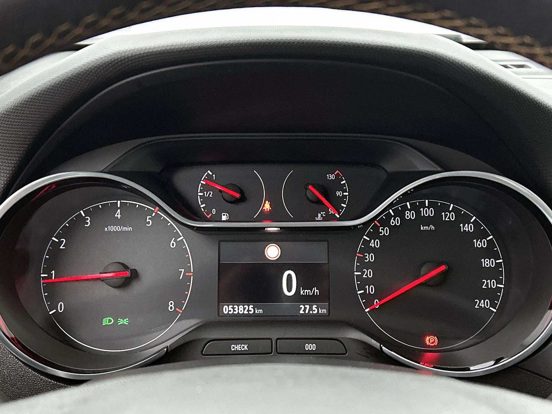 Opel-Crossland X-image-12