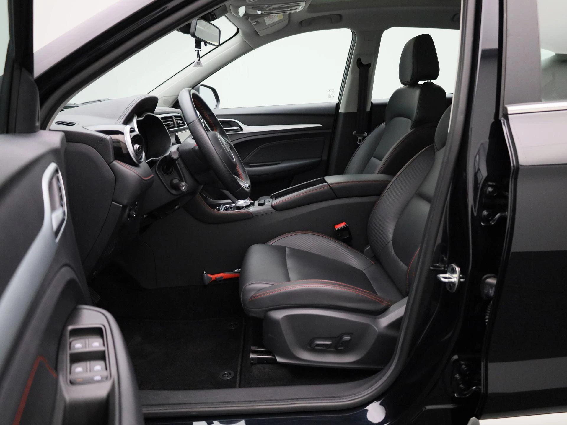 MG ZS EV Long Range Luxury 70 kWh