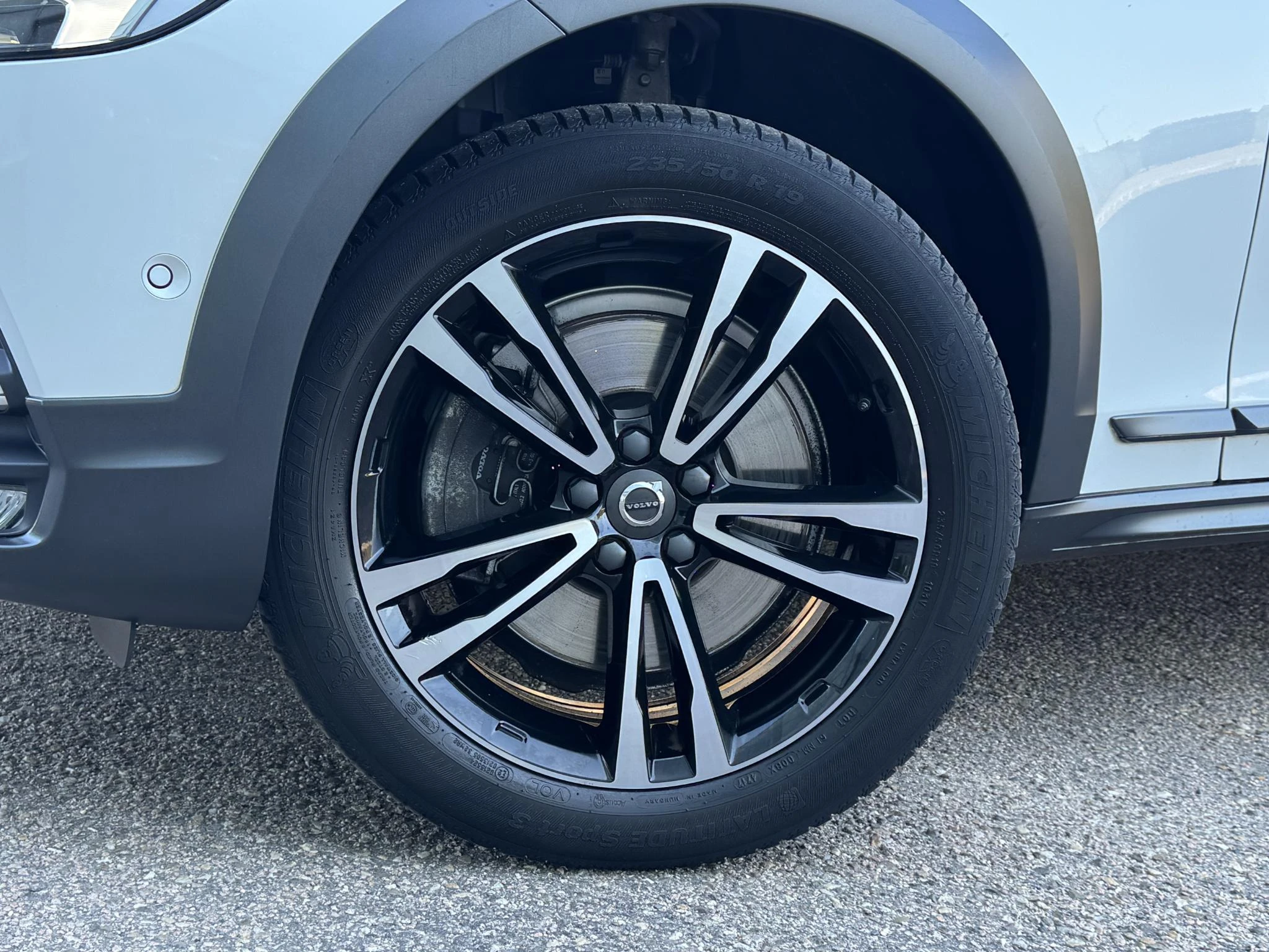 Volvo-V90-image-12