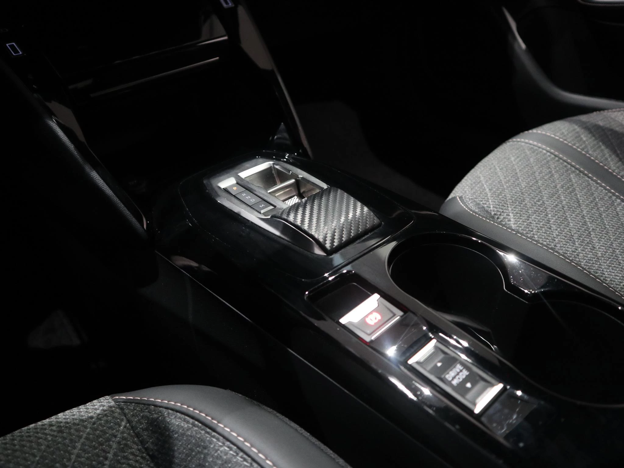 Peugeot-2008-image-13