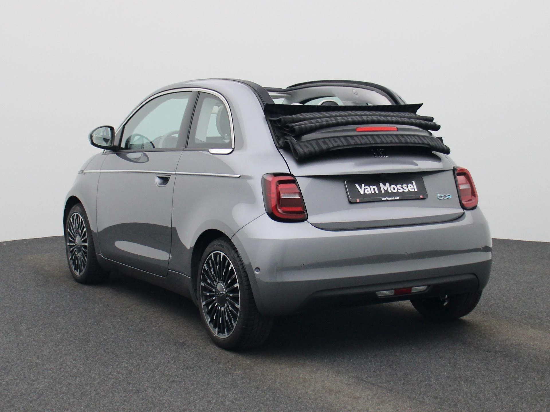 Fiat 500e Cabrio 42KWH LA PRIMA BY BOCELLI