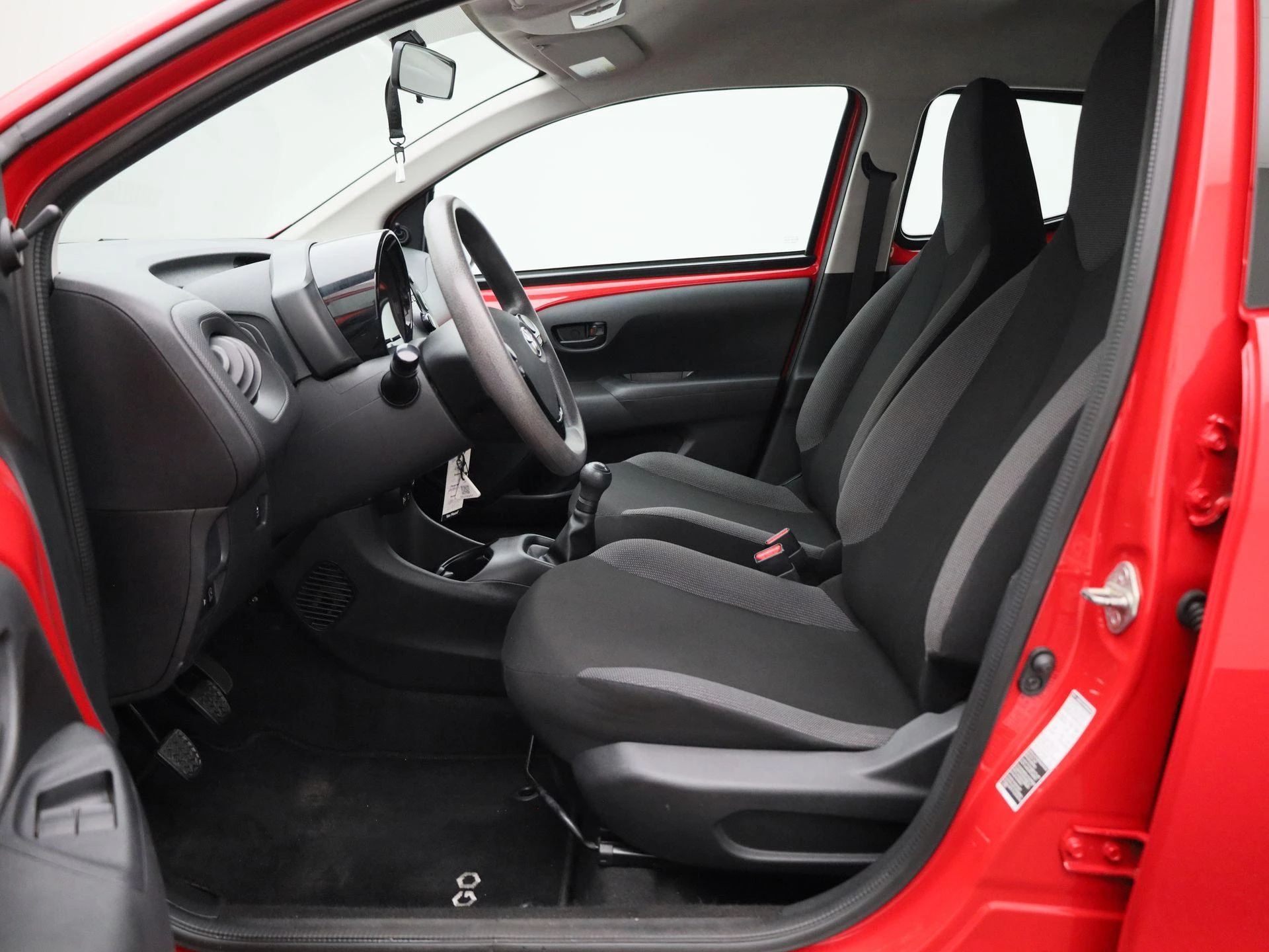 Toyota-Aygo-image-10