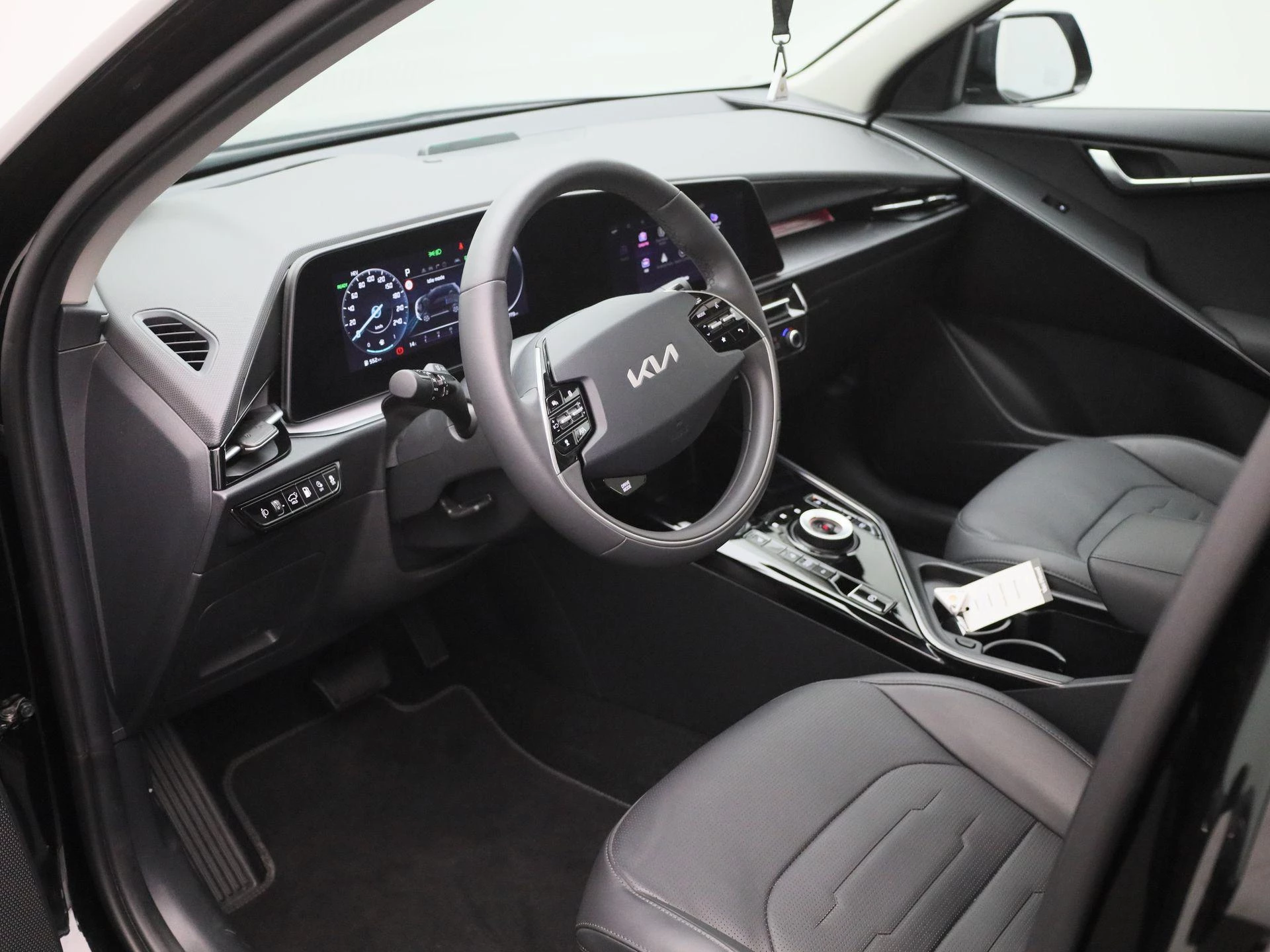Kia-Niro-image-31