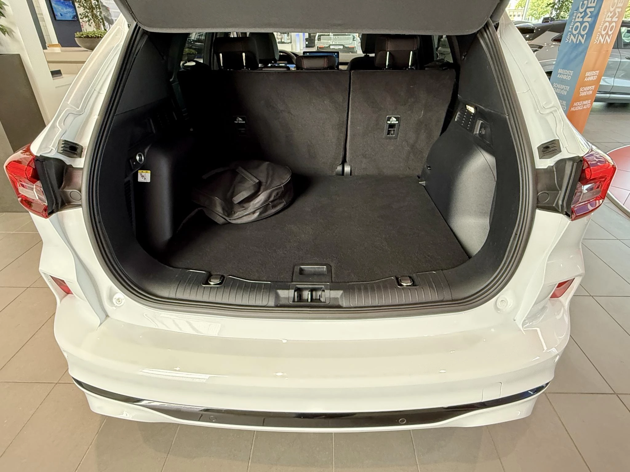 Ford-Kuga-image-15