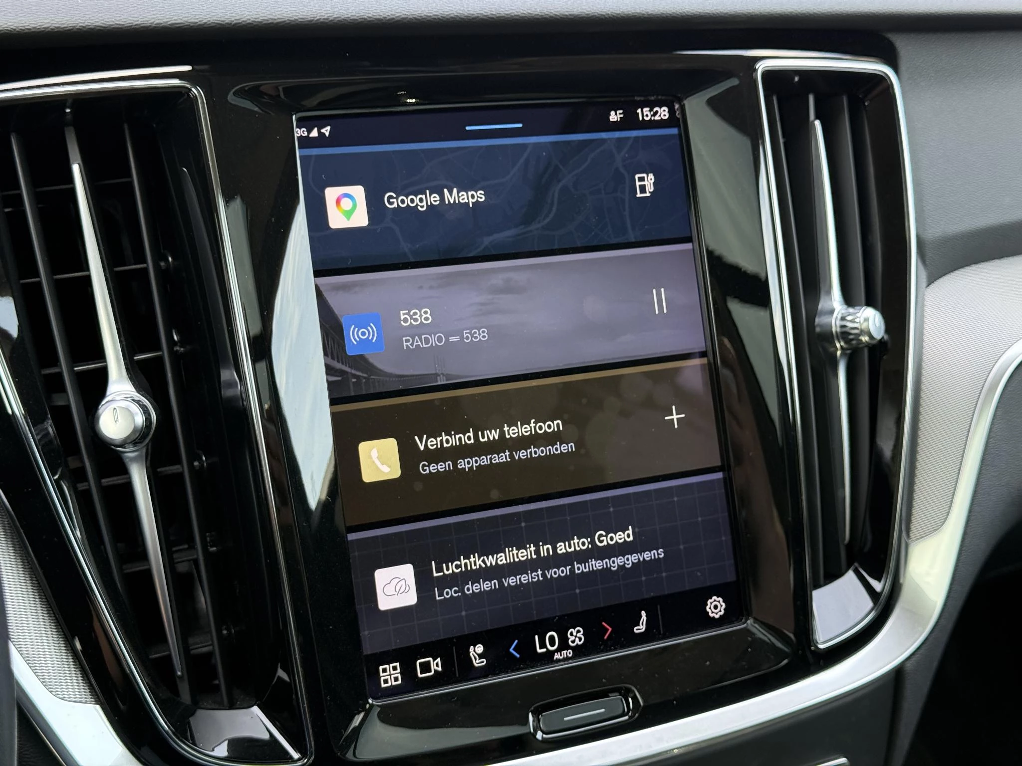Volvo V60 T6 Plug-in hybrid AWD Ultimate Bright