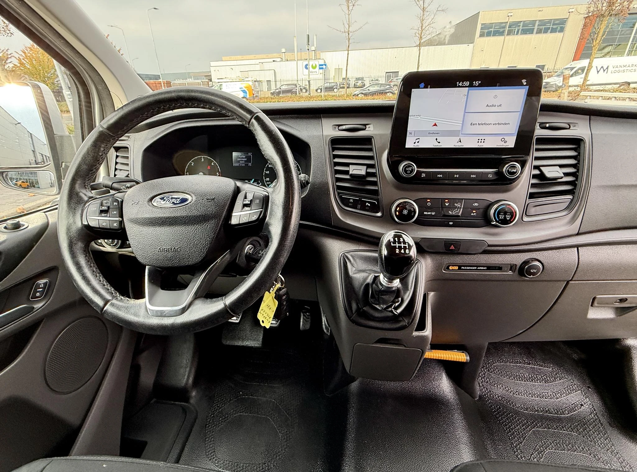 Ford-Transit Custom-image-11
