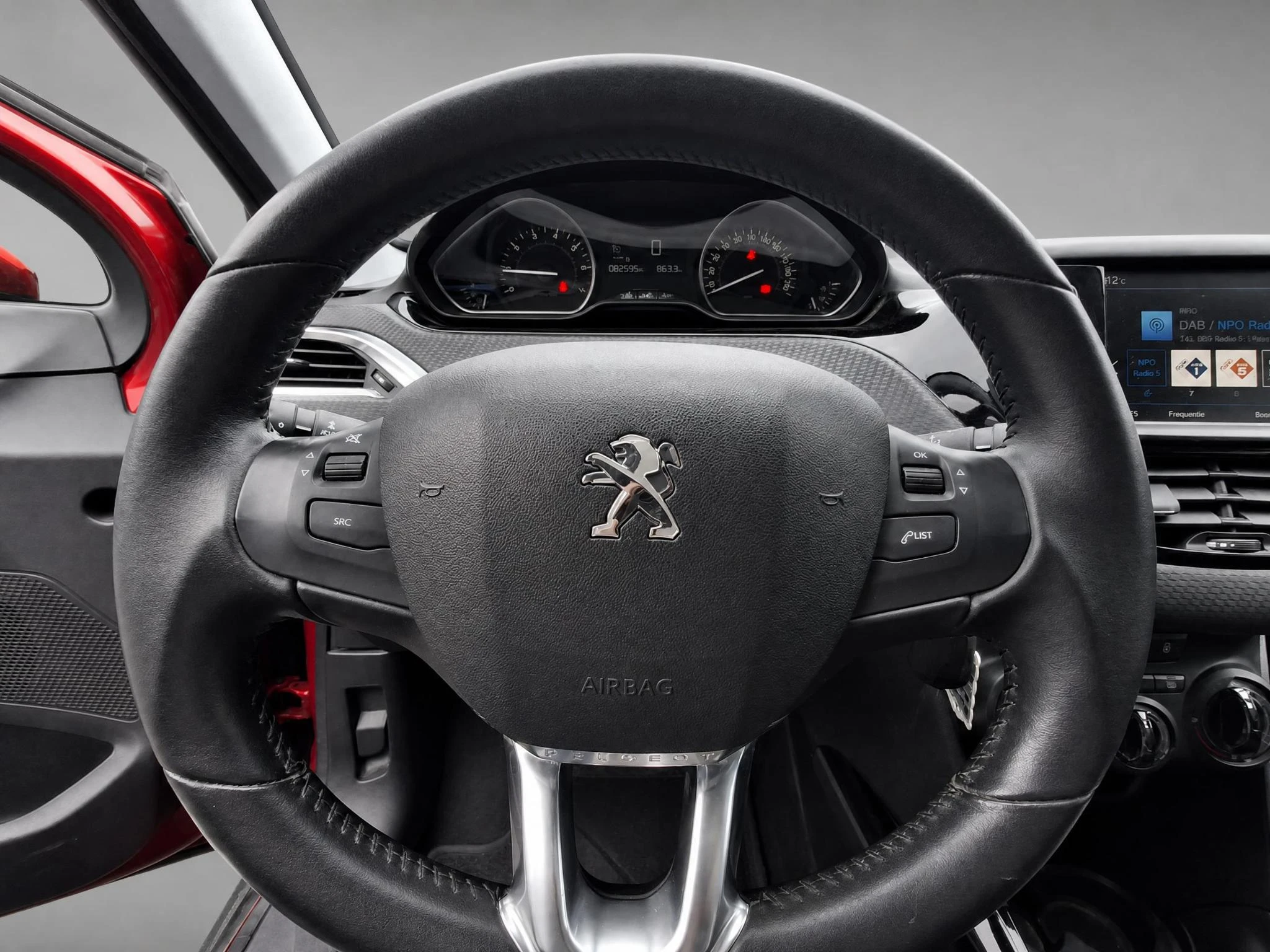 Peugeot-2008-image-18
