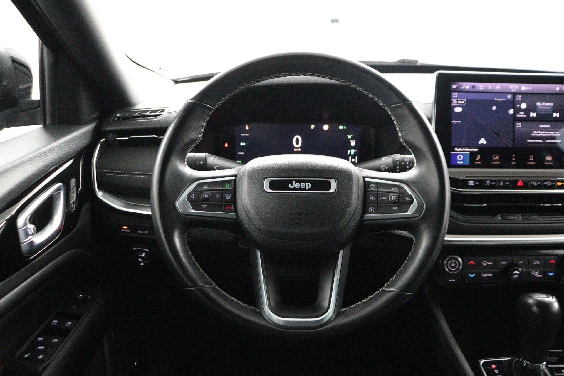 Jeep-Compass-image-74