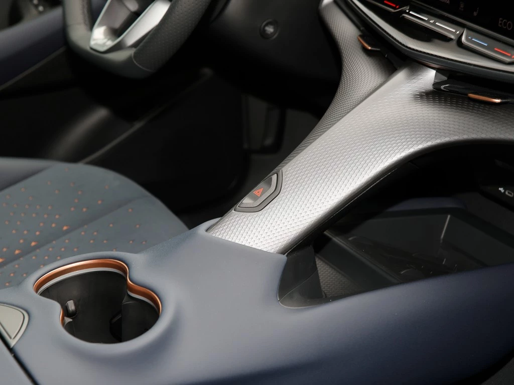 CUPRA Tavascan VZ 250 kW/340 PS 77kWh 4Drive