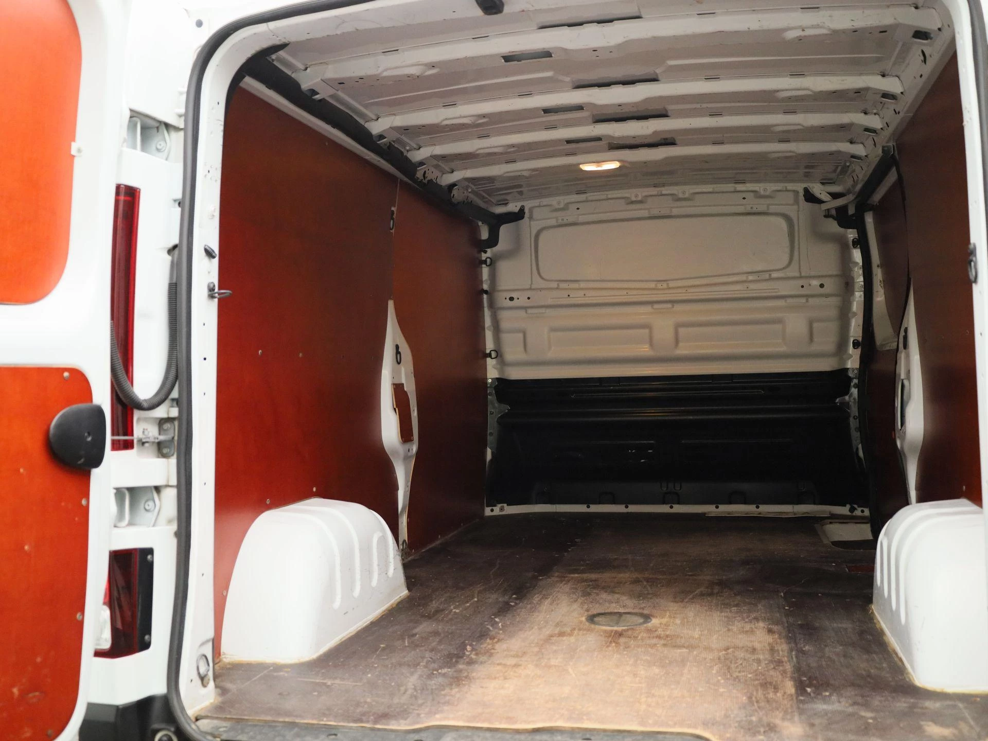 Renault Trafic 2.0 dCi 120 T29 L2H1 Work Edition