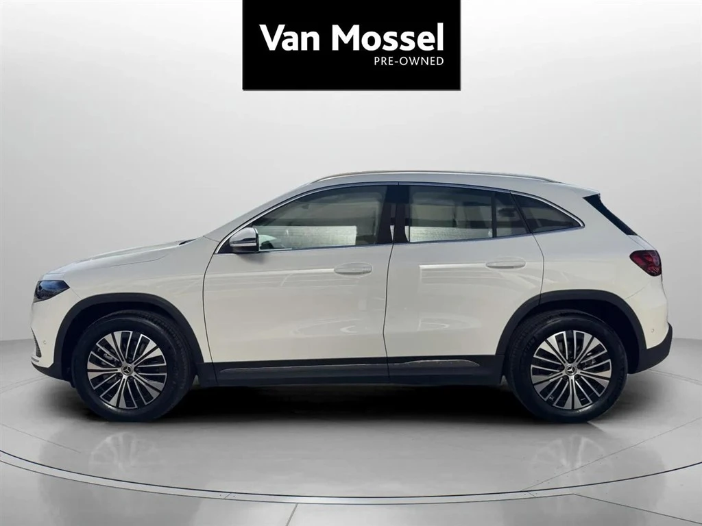 Mercedes-Benz-EQA-image-7