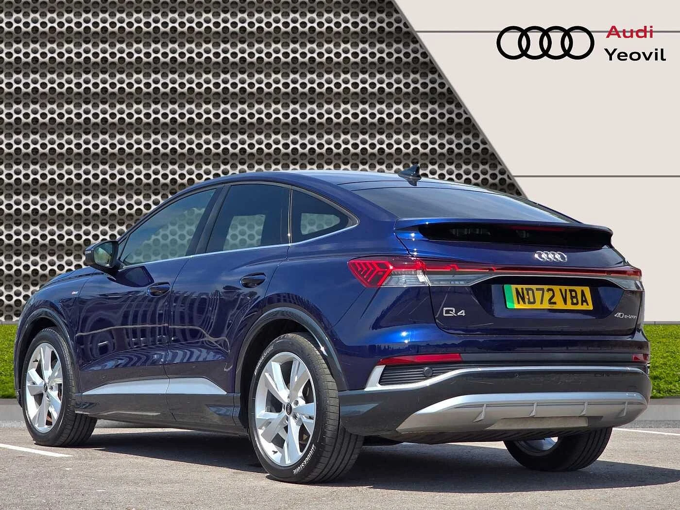 Audi-Q4 Sportback e-tron-image-2