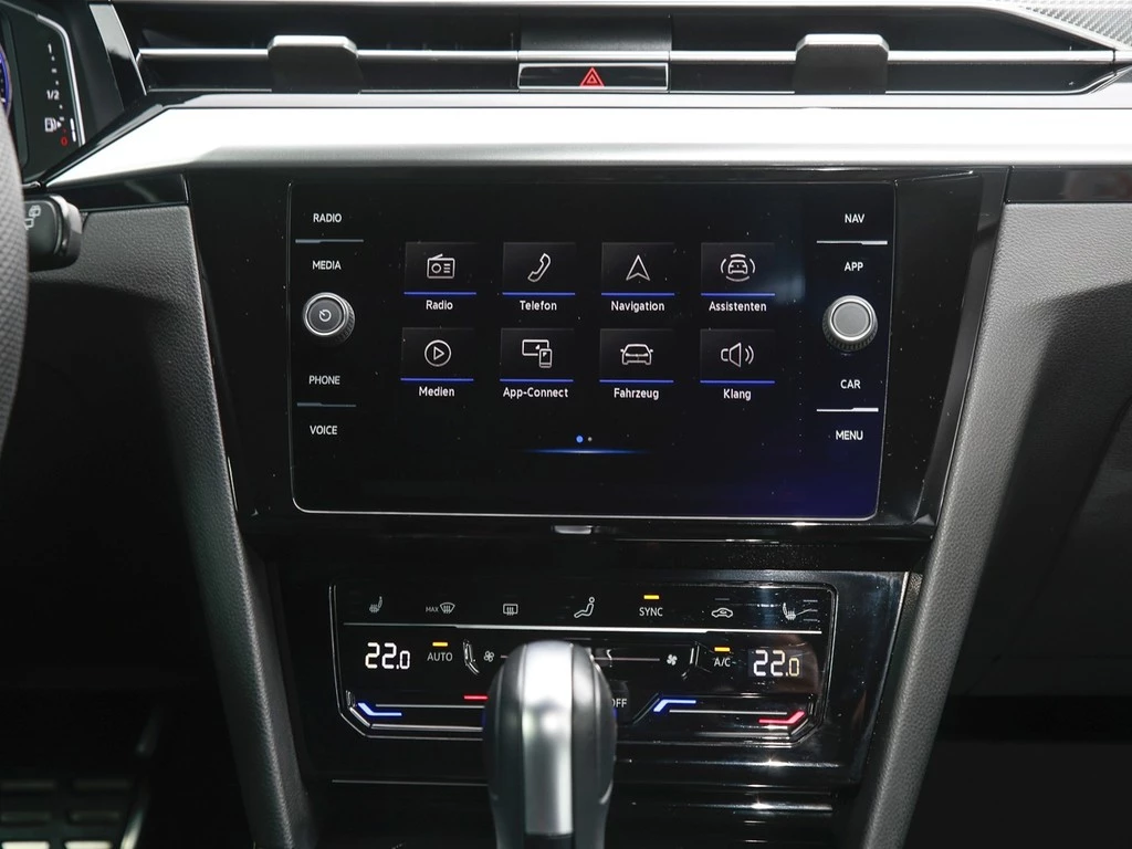 Volkswagen Arteon Shooting Brake 2.0 TDI DSG 4M R-Line AHK, RFK, Navi., ACC, Leder, 18"Alu.,