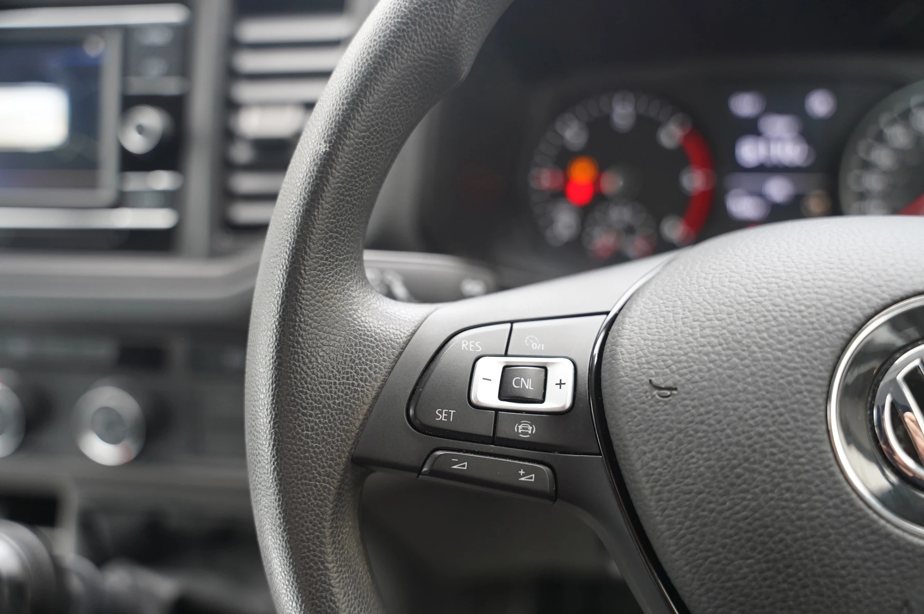 Volkswagen-Crafter-image-38