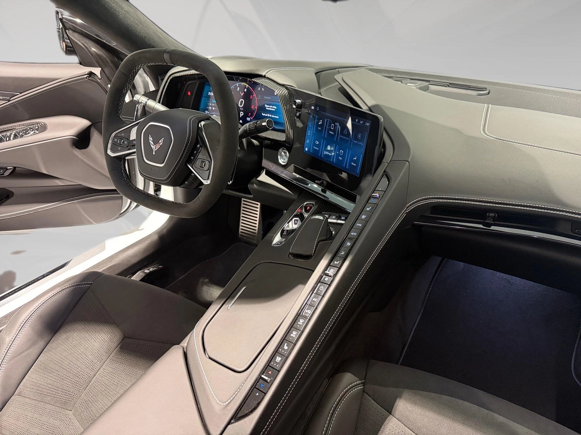 Chevrolet-Corvette-image-19