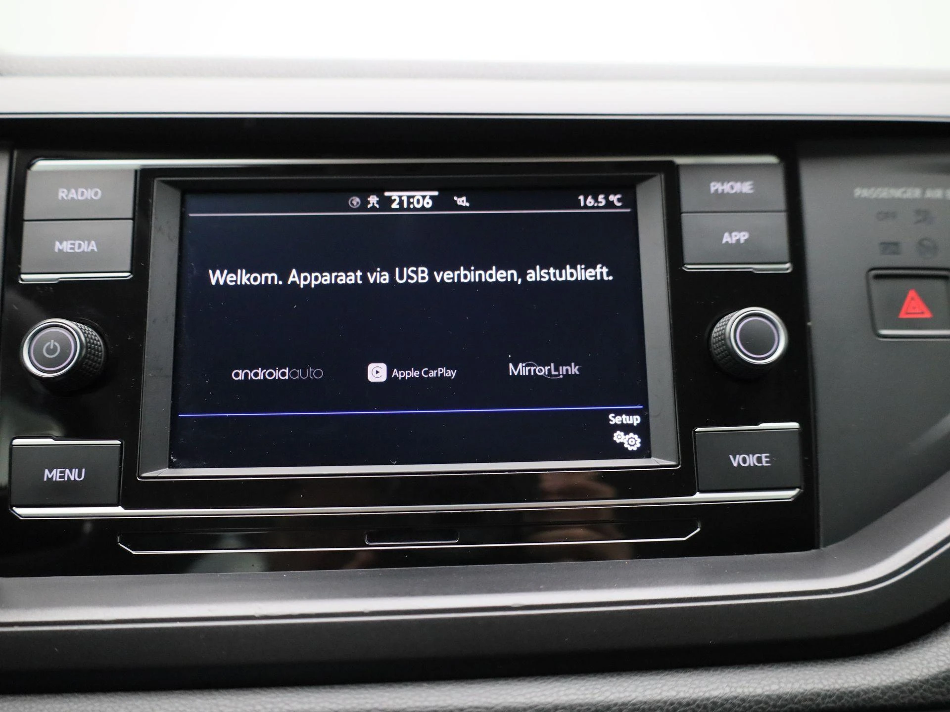 Volkswagen-Taigo-image-20