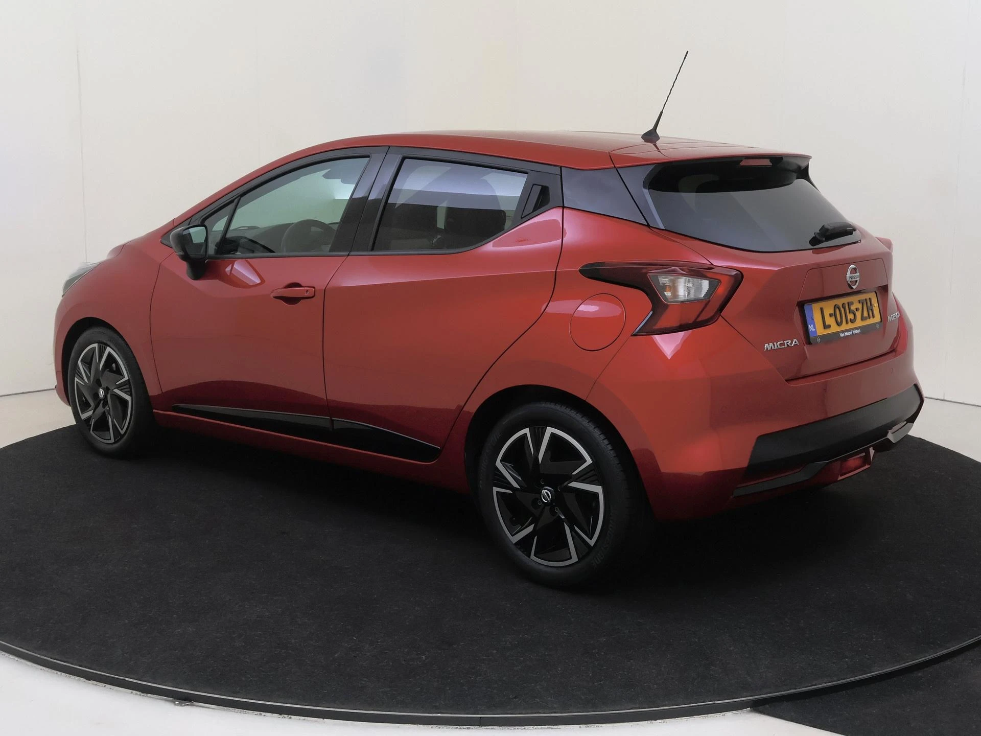 Nissan-Micra-image-2