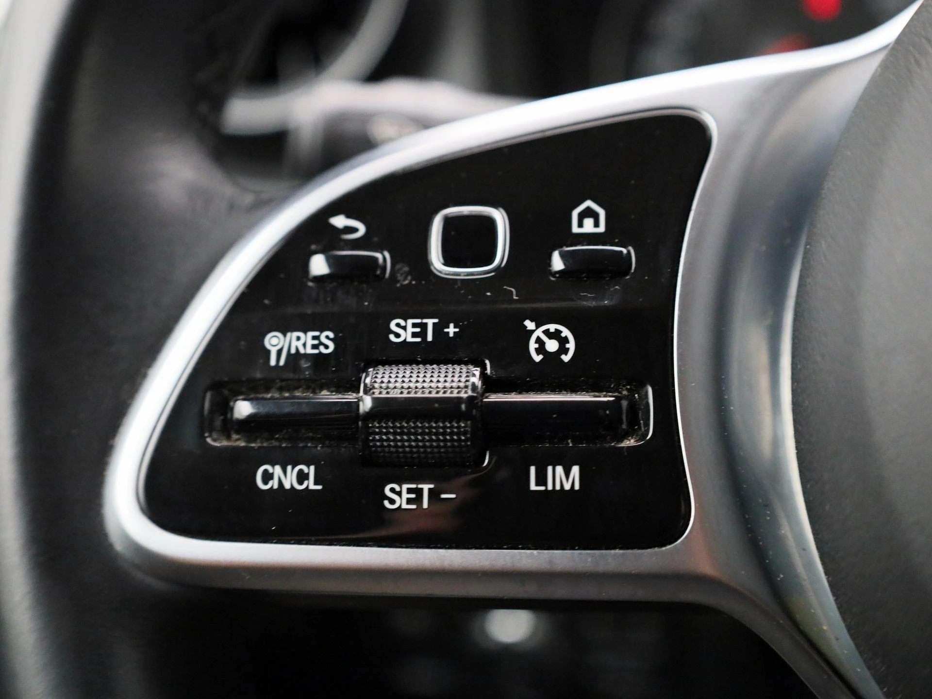 Mercedes-Benz-Citan-image-10