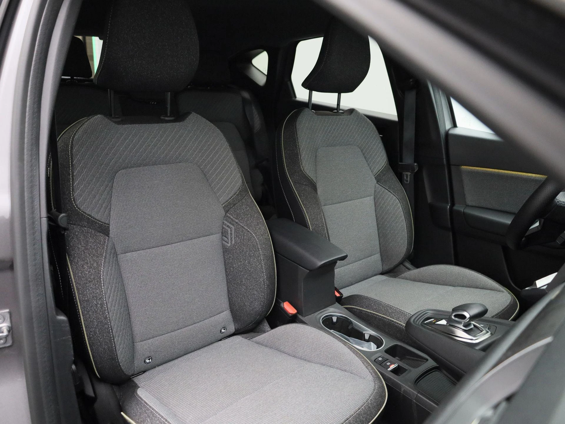 Renault-Captur-image-35