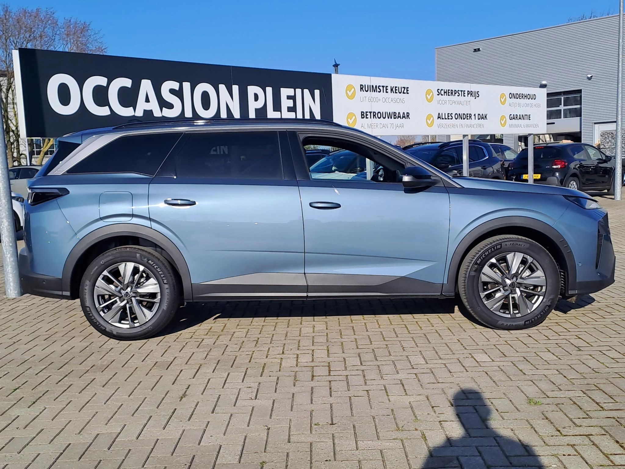 Peugeot-5008-image-6