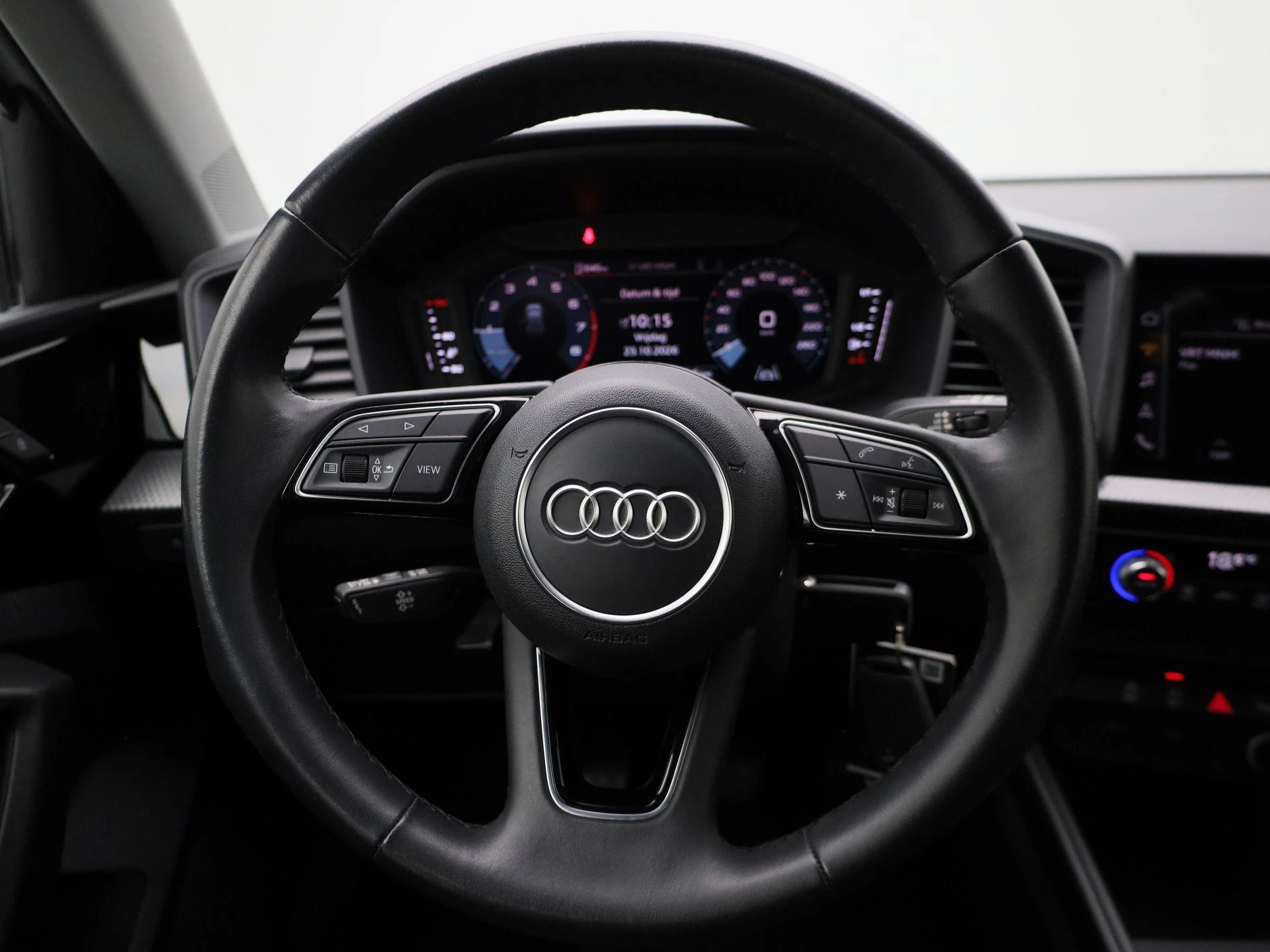Audi-A1 Sportback-image-6