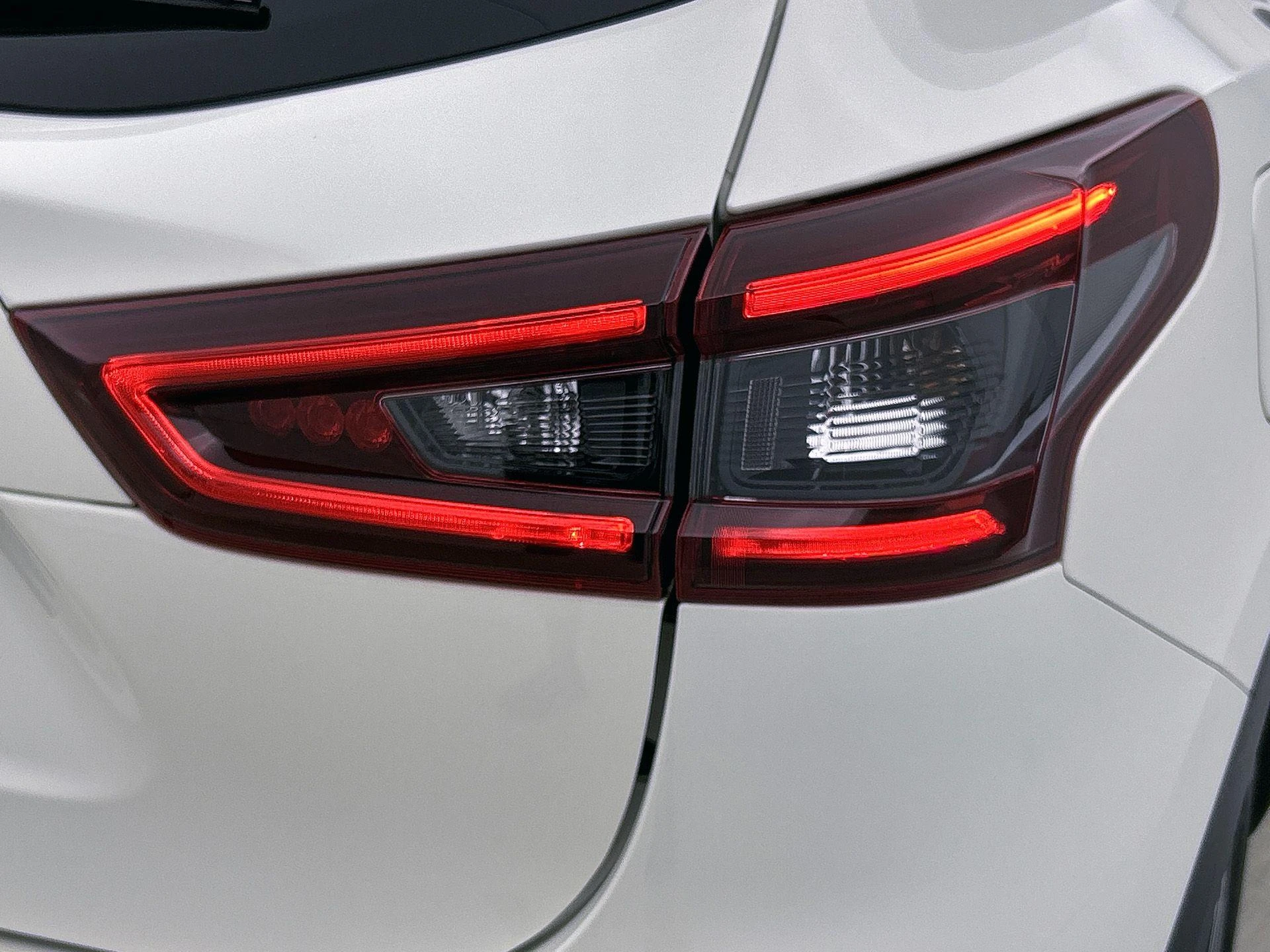 Nissan-QASHQAI-image-14