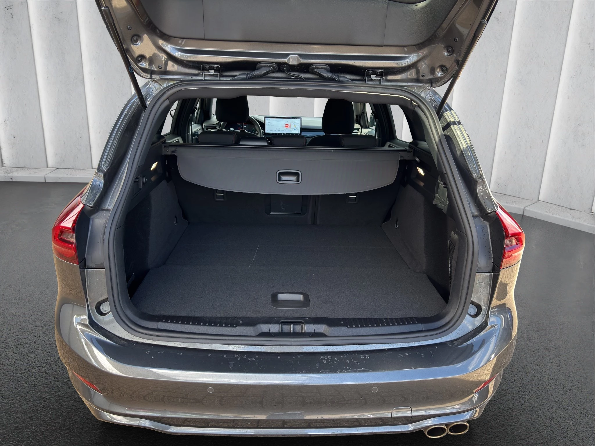 Ford Focus ST-Line X Turnier Aut.*AHK*ACC*HUD*KAM*NAVI*WINTER-PKT.