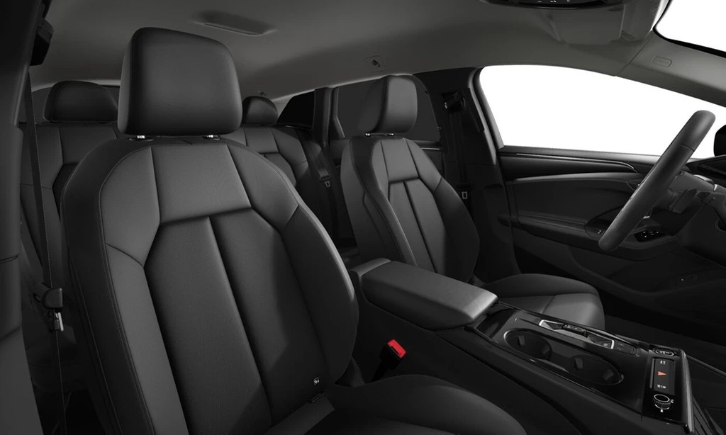 Audi A6 Avant e-tron Business