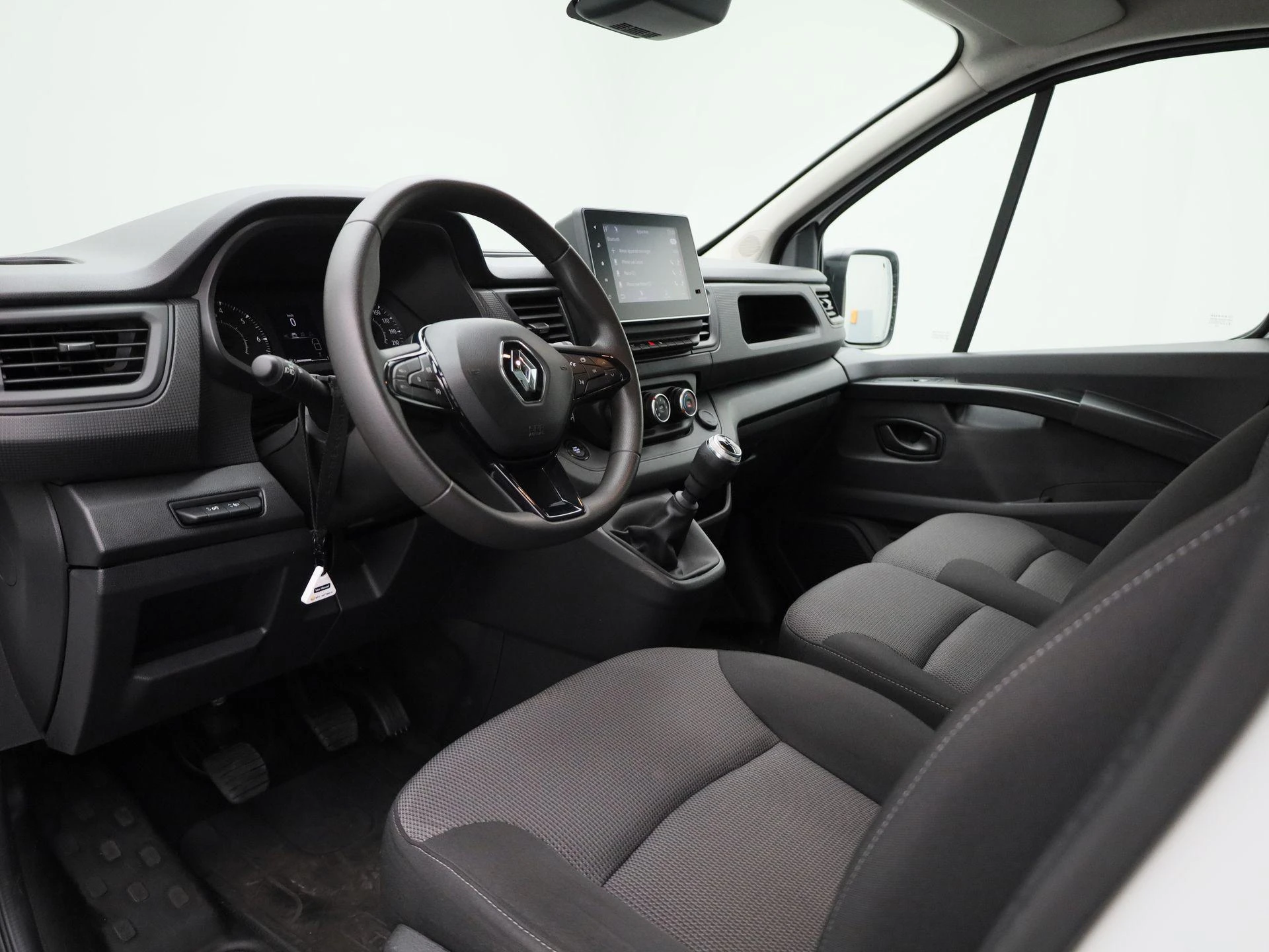 Renault-Trafic-image-34