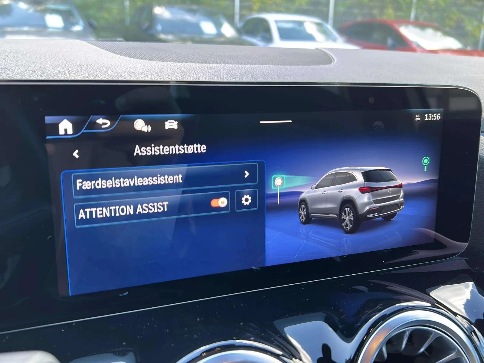 Mercedes-Benz-EQA-image-14