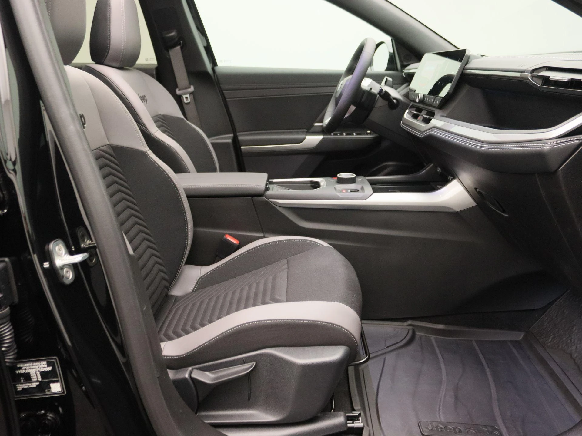 Jeep-Compass-image-24