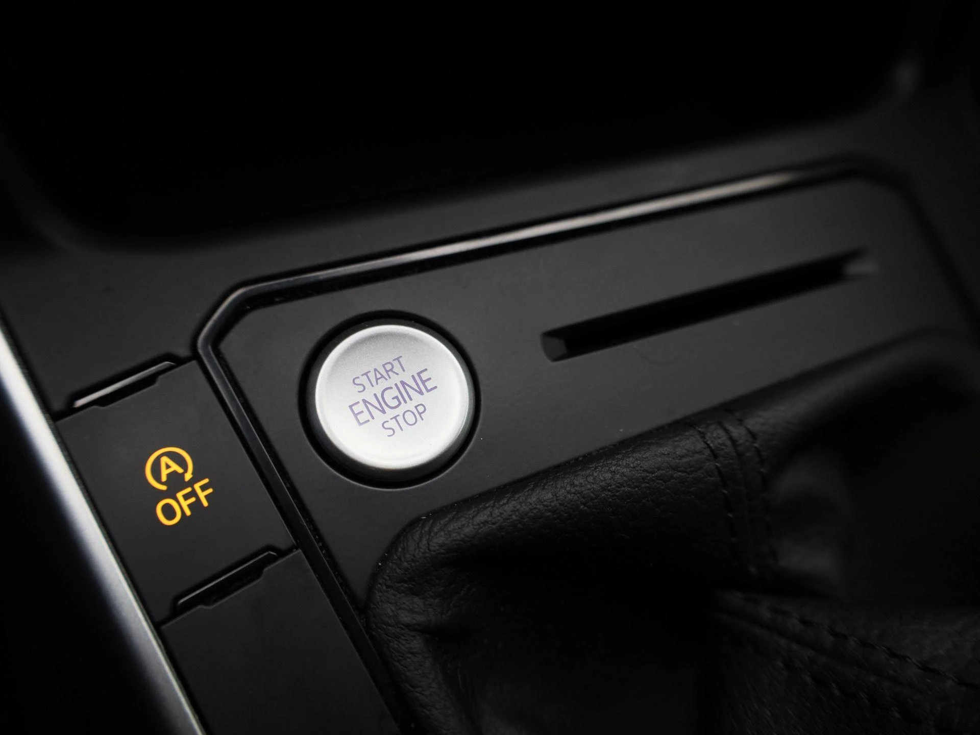 Volkswagen-Taigo-image-24